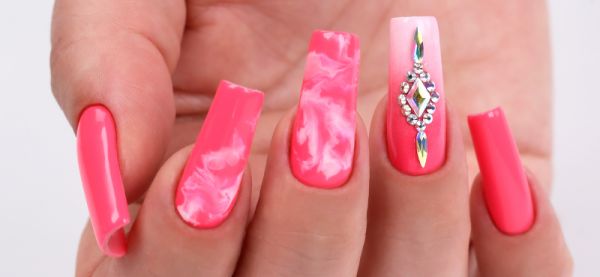 Marble coral nails SBS