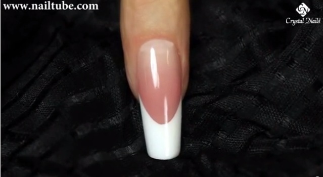 Gel Marilyn nail shape